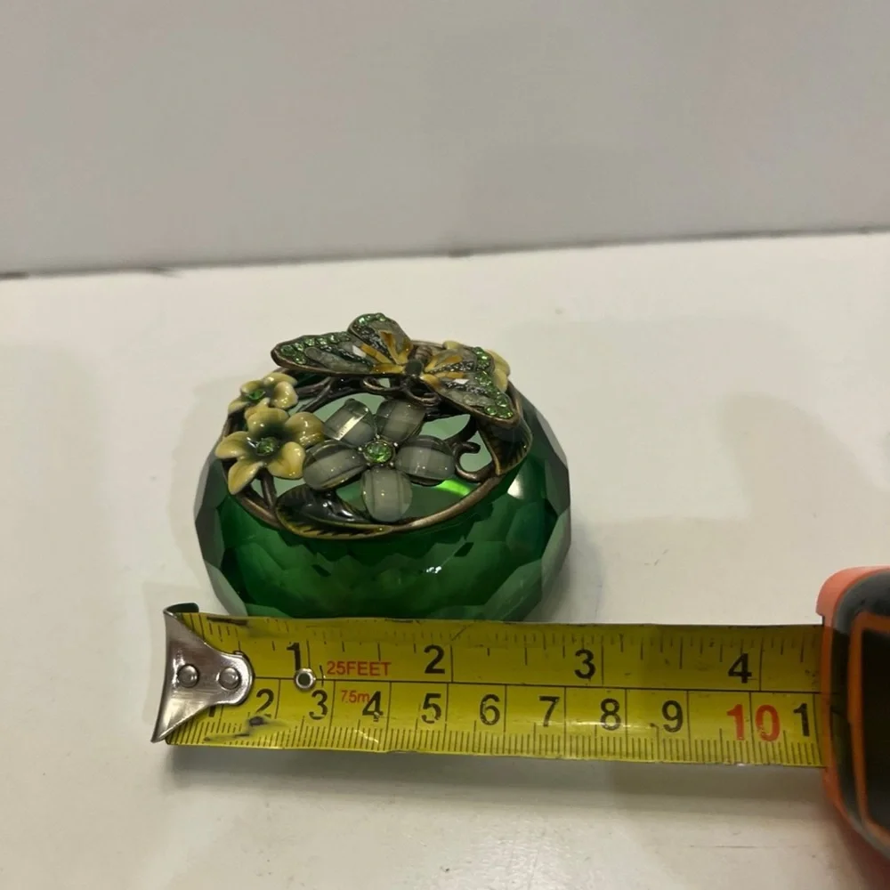 Flower/ butterfly green jewelry trinket